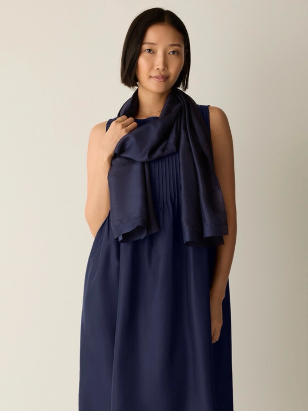 Eileen Fisher Navy And Black Long Slik Scarf
